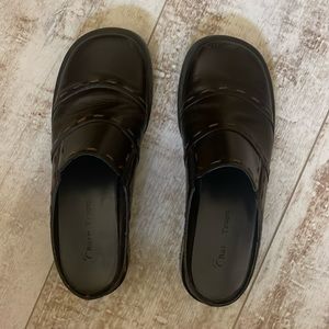 Bare Traps Brown Backless Dress Shoes